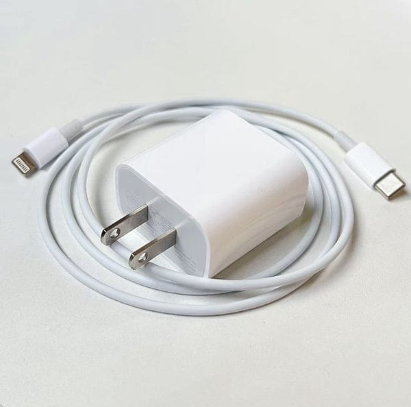 20PD iPhone Adapter with cable