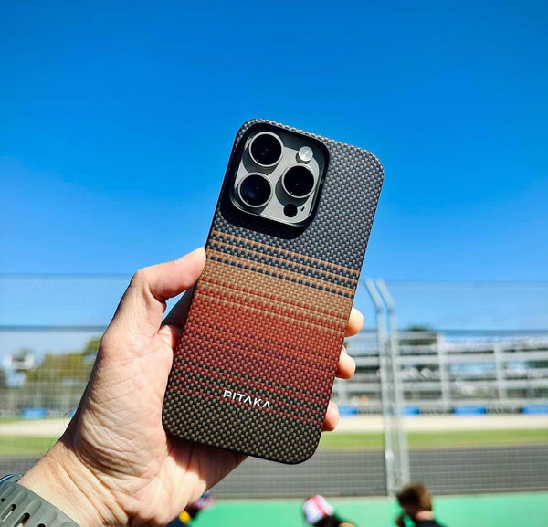 New Sunset•Moonrise Carbon Fibre Series Case.