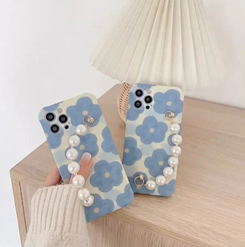 Pearls Chain Floral Case